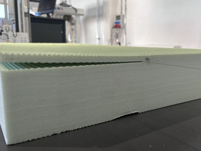 Close-up wave formation on XPS surface after hot wire cutting